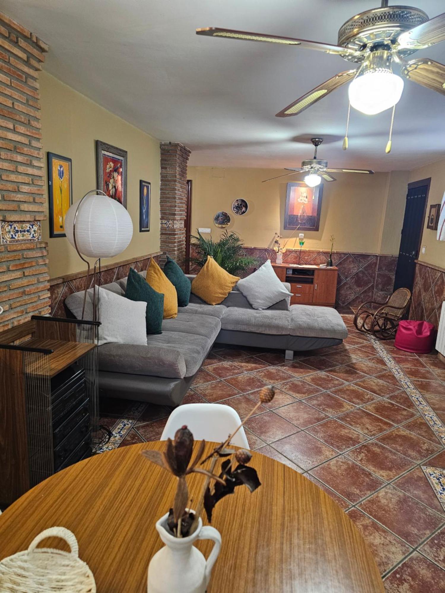Appartement Apto-en El Bajo De La Casa-estilo Rustico En Dílar