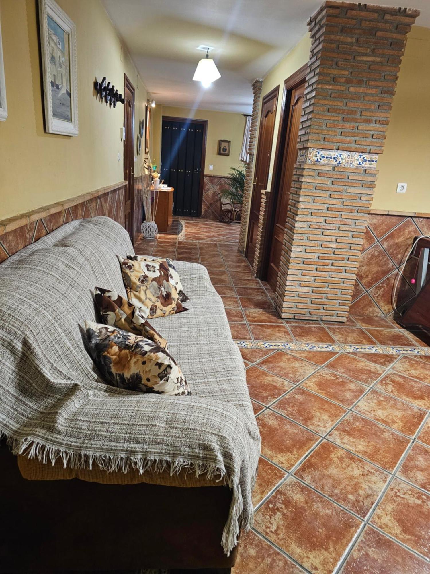 Apto-en El Bajo De La Casa-estilo Rustico En Appartement
